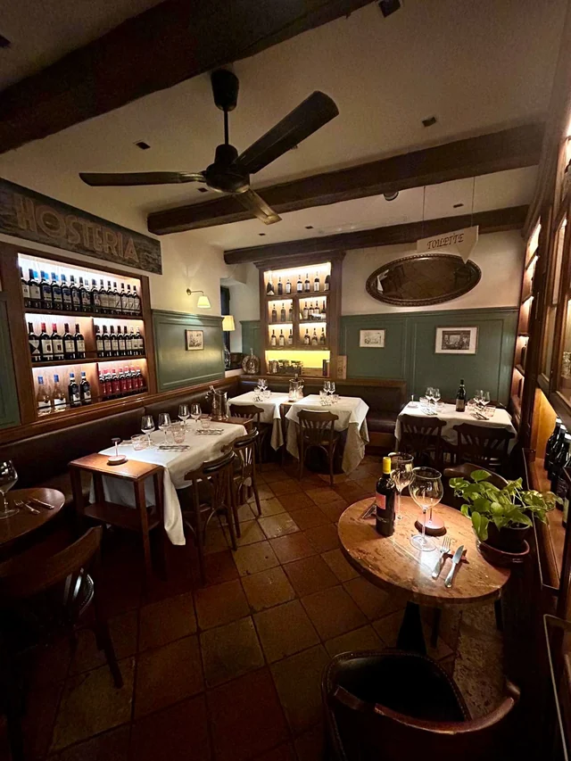 Interno dell'osteria Vinando